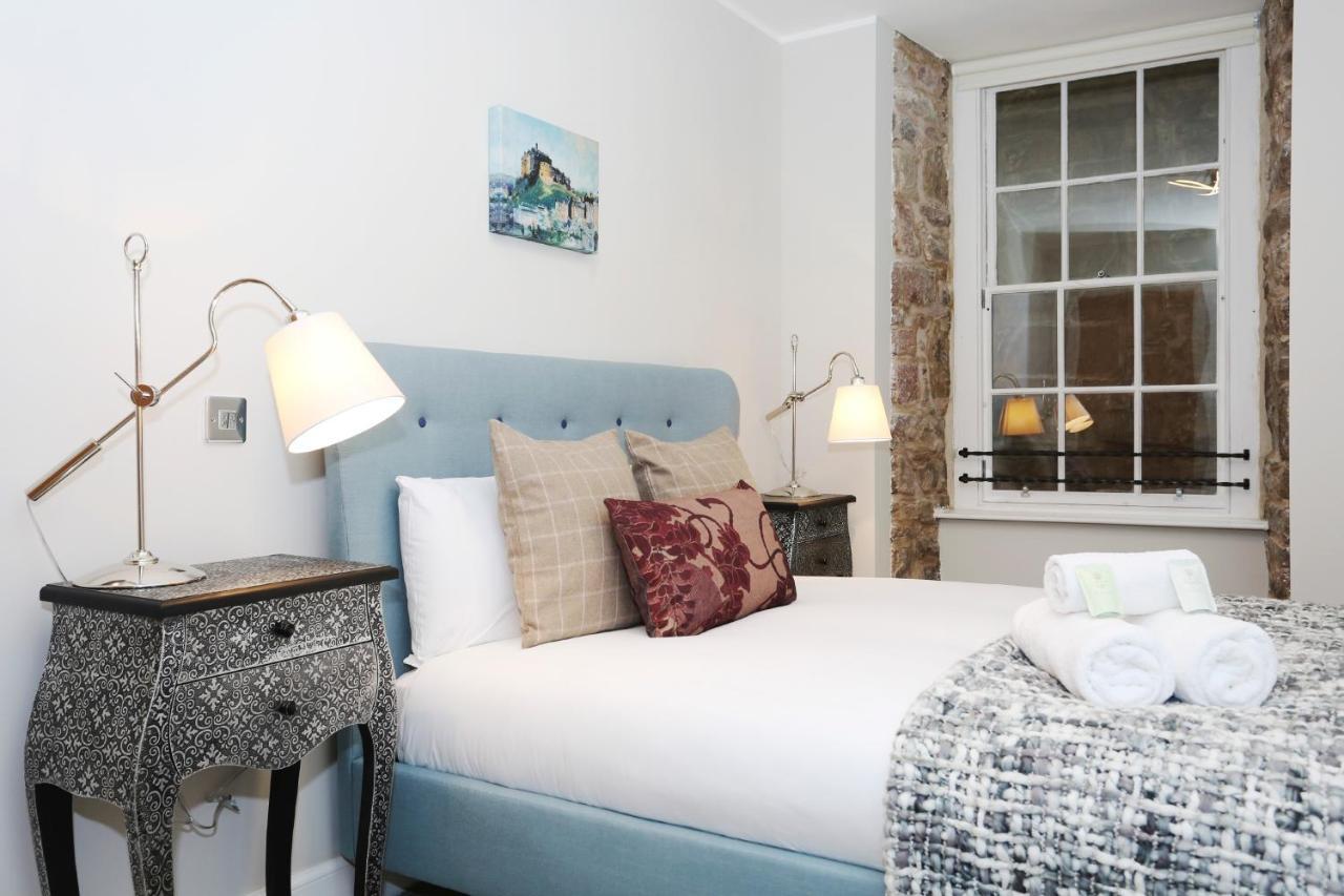 Joivy Refurbished Home On The Royal Mile Edinburgh Bagian luar foto