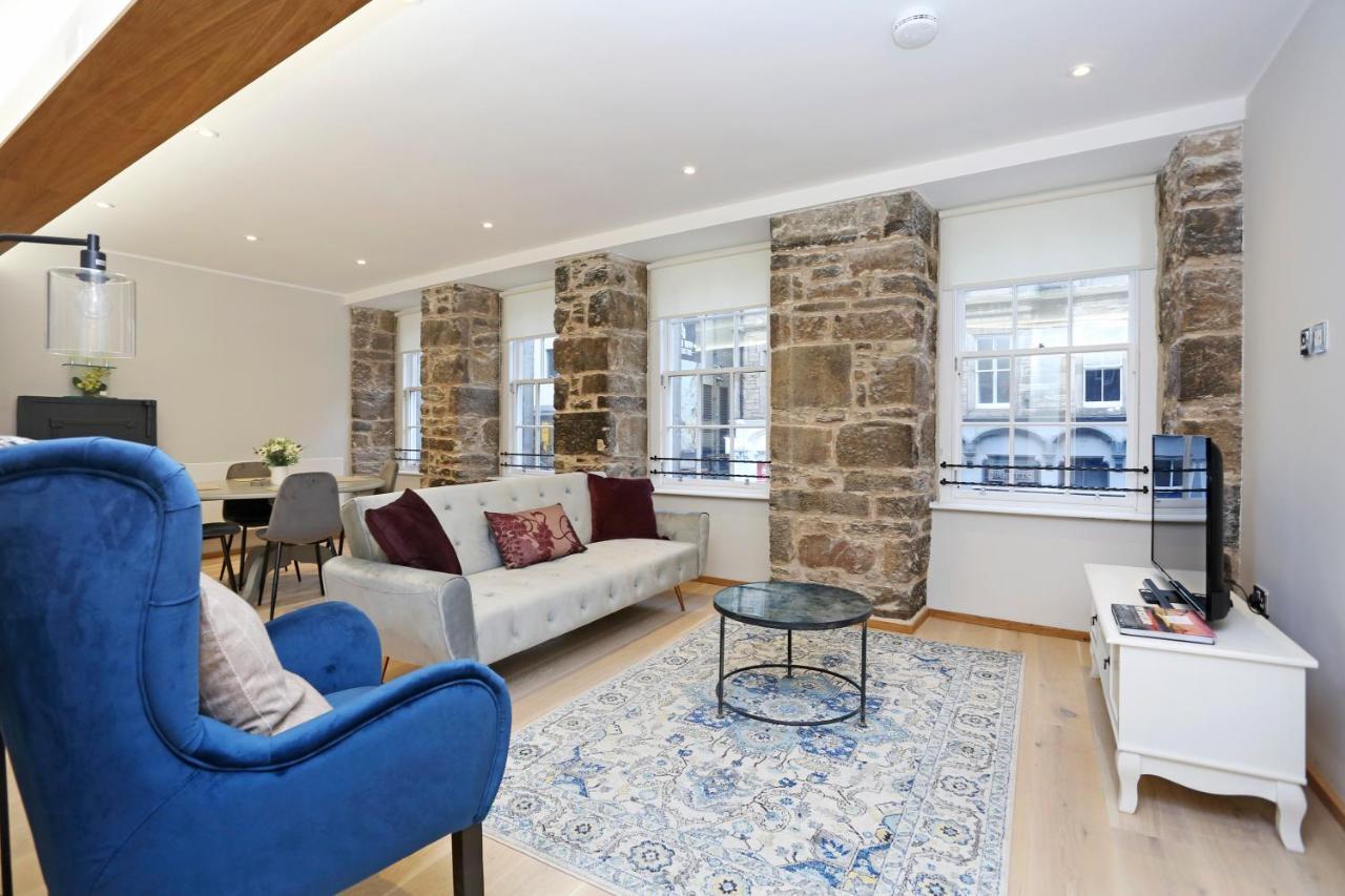 Joivy Refurbished Home On The Royal Mile Edinburgh Bagian luar foto