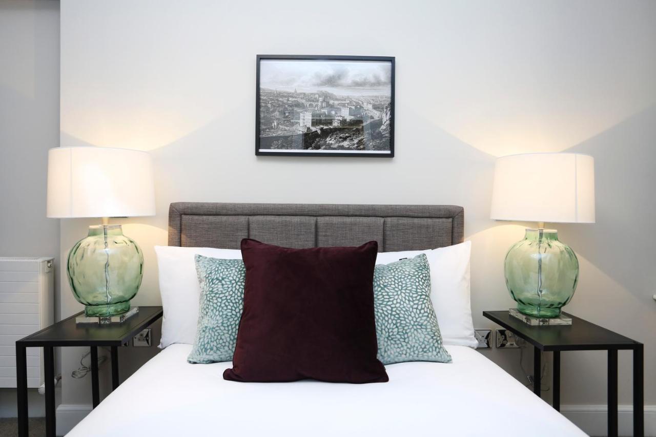 Joivy Refurbished Home On The Royal Mile Edinburgh Bagian luar foto