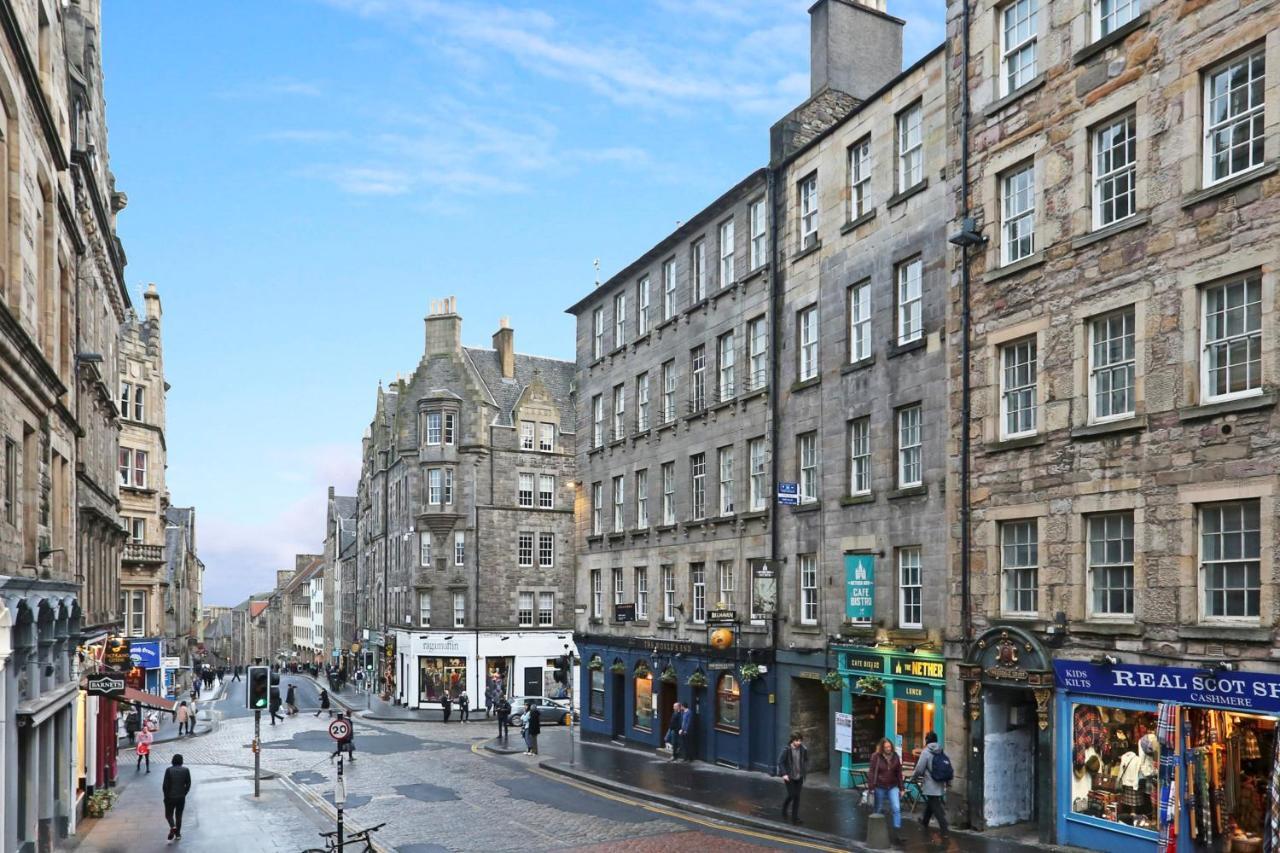 Joivy Refurbished Home On The Royal Mile Edinburgh Bagian luar foto
