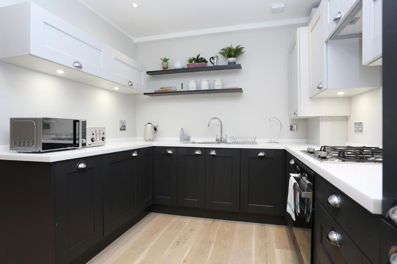 Joivy Refurbished Home On The Royal Mile Edinburgh Bagian luar foto