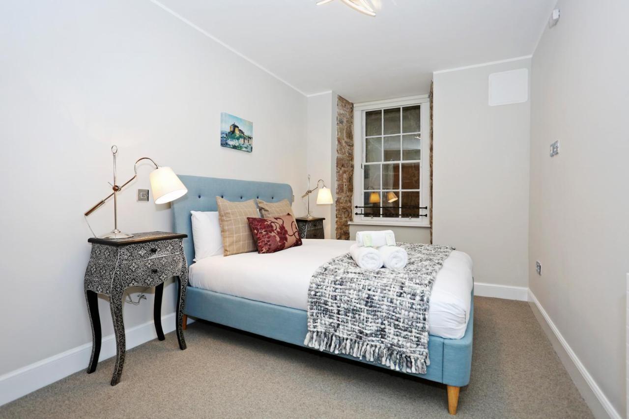 Joivy Refurbished Home On The Royal Mile Edinburgh Bagian luar foto